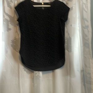 Leopard Only Black velvet top size 34
